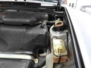 Image 37/51 of Porsche 911 Carrera (1994)
