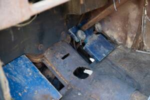 Image 83/134 of Ford V8 (1937)