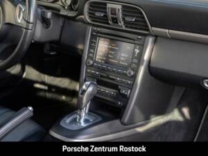 Immagine 15/26 di Porsche 911 Carrera (2011)