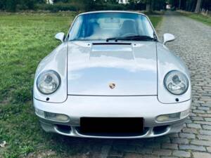 Image 4/8 de Porsche 911 Carrera S (1997)