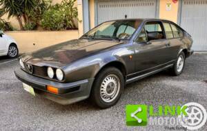 Bild 3/10 von Alfa Romeo GTV 2.0 (1981)