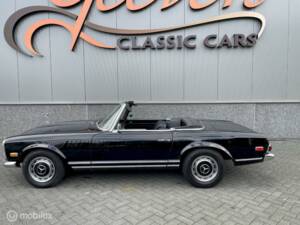 Image 2/10 of Mercedes-Benz 280 SL (1968)