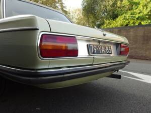Image 20/95 de BMW 2500 (1977)
