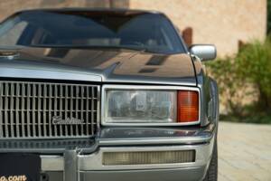 Immagine 9/50 di Cadillac Seville (1988)
