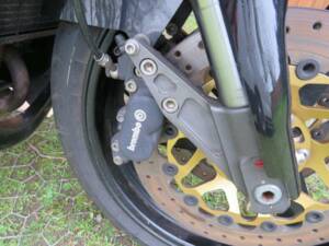 Image 28/44 of Norton F1 (1990)