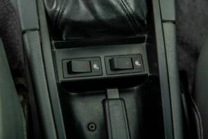 Bild 36/50 von Volvo 940 2.3i (1996)