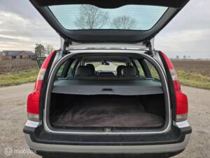 Image 15/39 de Volvo V 70 XC 2.4T (2001)