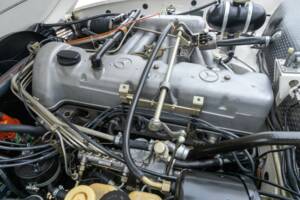 Bild 41/50 von Mercedes-Benz 280 SL (1970)