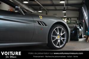 Imagen 31/39 de Ferrari California (2010)