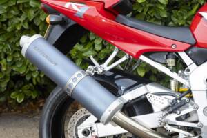 Image 6/33 of Yamaha YZF-R1 (2001)