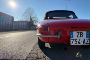 Bild 8/18 von Alfa Romeo 1750 Spider Veloce (1970)