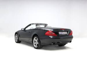 Imagen 11/38 de Mercedes-Benz SL 350 (2003)