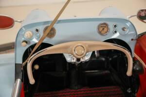 Image 2/27 of Messerschmitt / FMR KR 200 (1959)