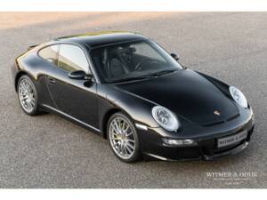 Bild 7/28 von Porsche 911 Carrera 4S (2004)