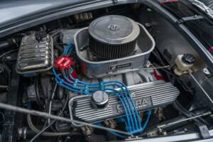 Image 12/16 of AC Cobra 427 (1965)