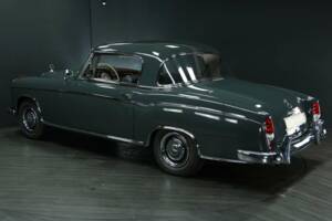 Bild 4/49 von Mercedes-Benz 220 SE (1960)