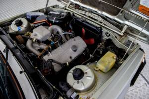 Image 8/50 of BMW 320i (1981)