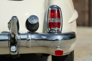 Image 14/50 of Mercedes-Benz 190 SL (1959)