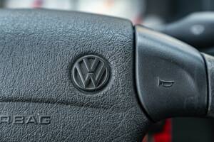 Bild 30/45 von Volkswagen Golf IV 1.6 (1997)