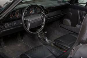 Bild 18/38 von Porsche 911 Carrera 2 (1992)