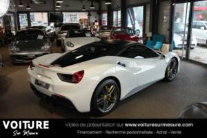 Image 2/50 of Ferrari 488 GTB (2015)