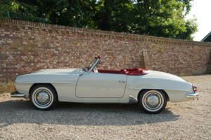 Imagen 33/50 de Mercedes-Benz 190 SL (1962)