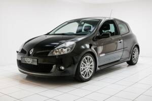 Imagen 1/14 de Renault Clio II 2.0 RS Cup (2007)