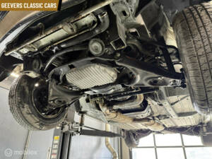 Image 38/41 of Mercedes-Benz 560 SL (1986)