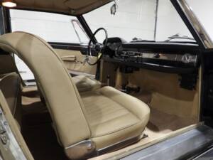 Imagen 9/15 de Lancia Flaminia Coupe Pininfarina (1962)