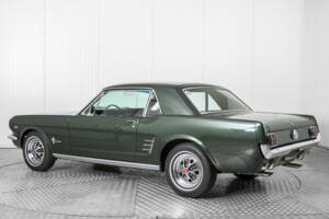 Immagine 6/50 di Ford Mustang 289 (1966)