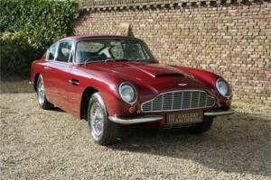 Bild 32/50 von Aston Martin DB 6 Vantage (1966)