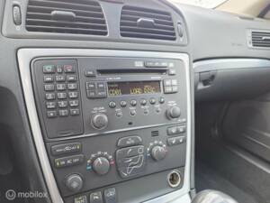 Imagen 22/32 de Volvo V 70 2.4 (2006)