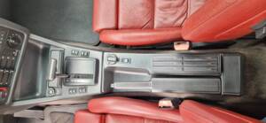 Immagine 15/19 di BMW 325i (1987)