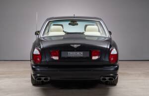 Image 8/46 of Bentley Arnage T (2004)