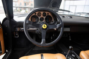 Image 33/38 of Ferrari 308 GTB (1977)