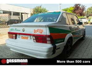 Image 6/15 of Alfa Romeo 75 3.0 V6 QV (1988)