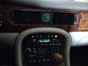 Image 69/71 of Daimler Super V8 (2000)