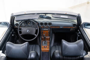 Image 22/43 of Mercedes-Benz 350 SL (1978)