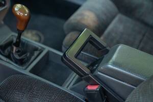 Bild 29/50 von Alfa Romeo 75 2.0 Twin Spark (1989)