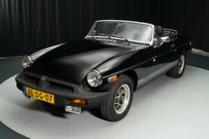 Image 5/8 of MG MGB Limited Edition (1980)