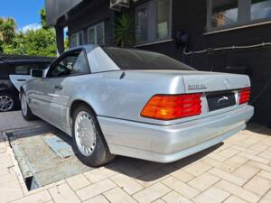 Bild 7/26 von Mercedes-Benz 500 SL (1990)