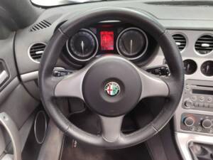 Bild 52/86 von Alfa Romeo Spider 2.2 JTS (2007)