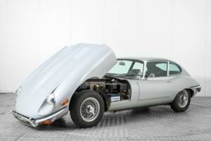 Image 34/47 de Jaguar E-Type (1969)