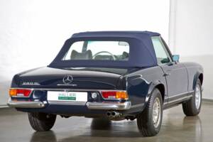 Afbeelding 12/20 van Mercedes-Benz 280 SL (1971)