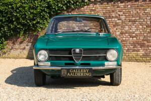 Bild 43/50 von Alfa Romeo Giulia 1300 GT Junior (1972)
