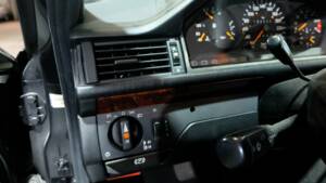 Bild 10/28 von Mercedes-Benz 500 E (1991)