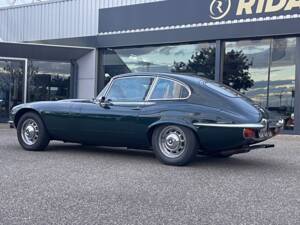 Image 6/46 de Jaguar Type E V12 (2+2) (1972)