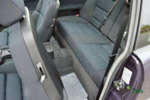 Bild 25/50 von BMW 320i (1994)