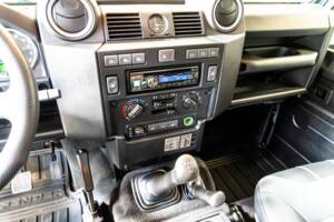 Image 15/24 of Land Rover Defender 110 (2013)