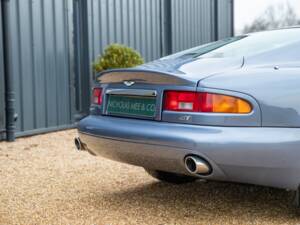 Image 36/74 of Aston Martin DB 7 GT (2004)